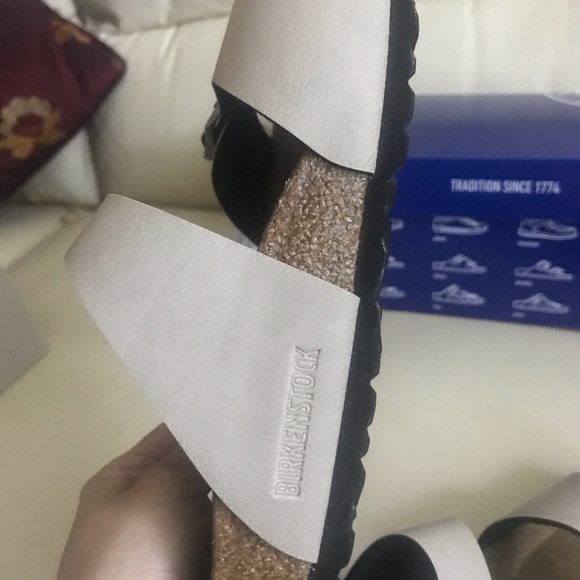 Birkenstock sz 40(9-9.5) - Picture 5 of 7